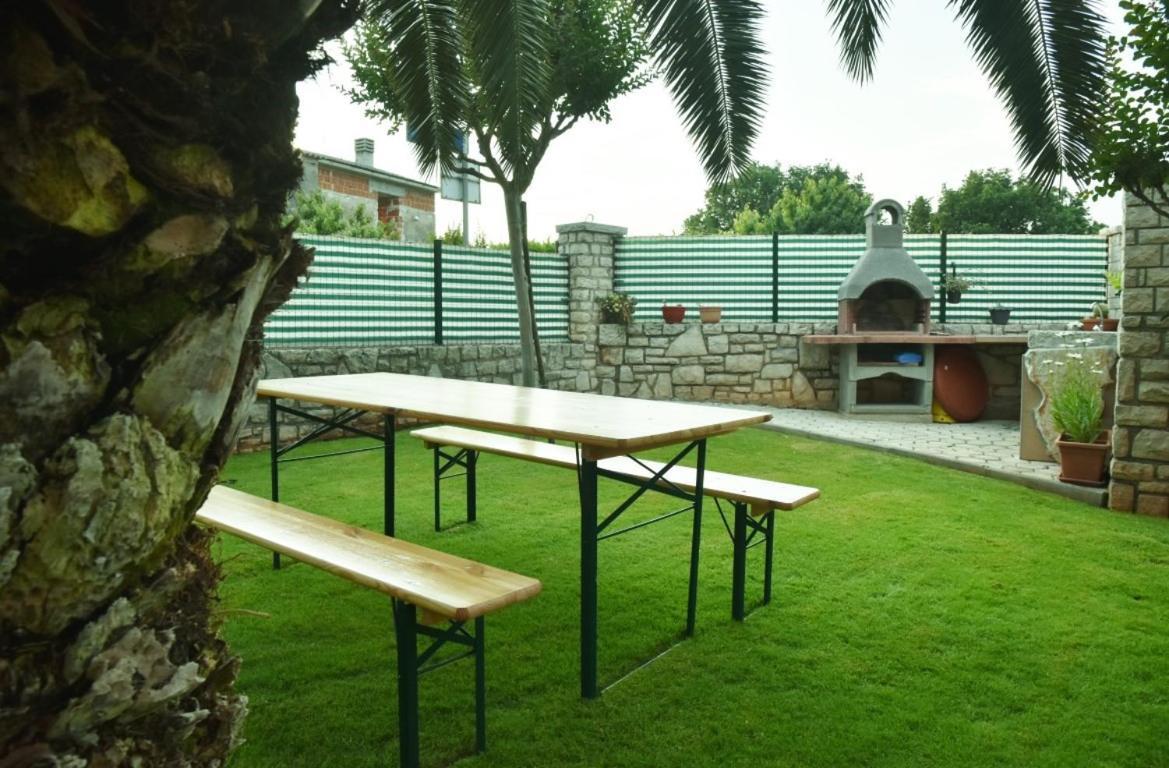 Anita'S Terrace Apartment Zambratija  Exterior photo